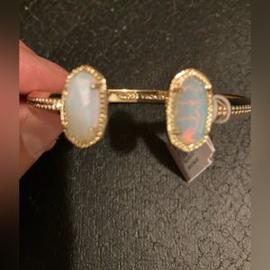Kendra Scott bracelet